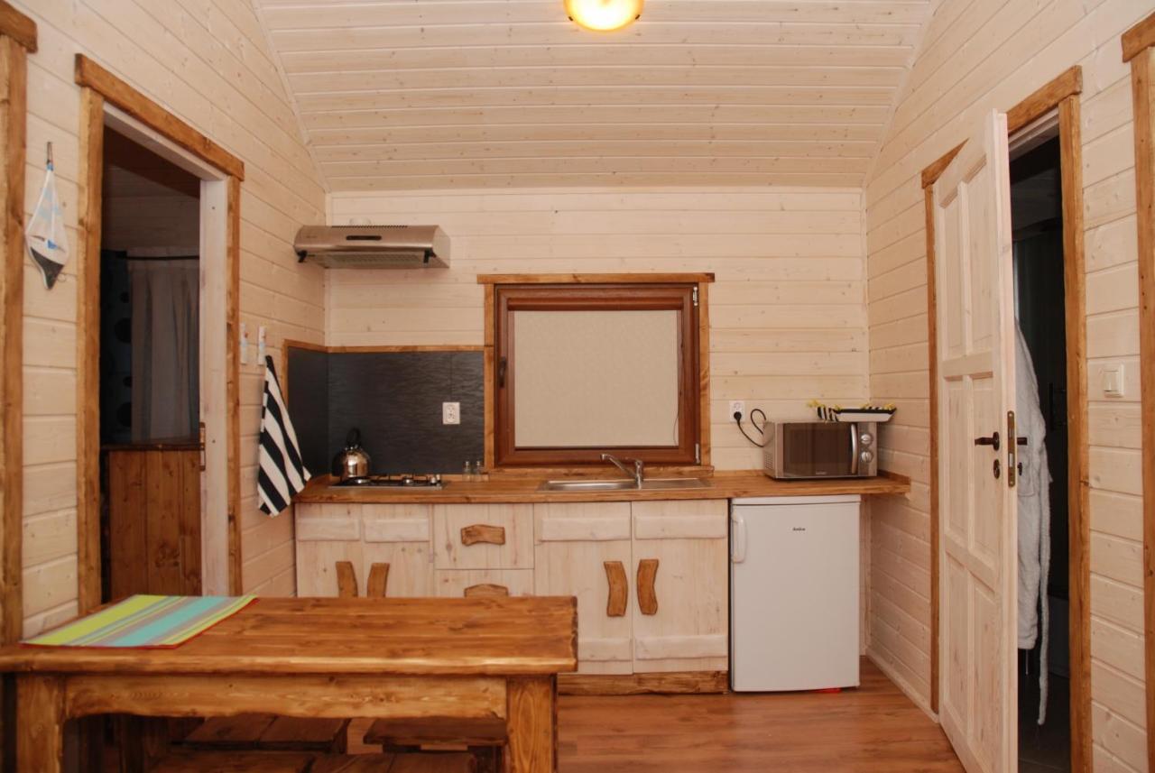 Domki Letniskowe "Sloneczna Polana" Jarosławiec Chambre photo